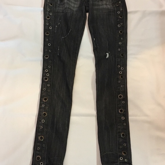 Jeans - Picture 2 of 2